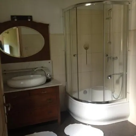 Holiday home Komfortowy Domek Przy Parku *