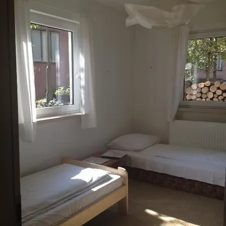 Komfortowy Domek Przy Parku Holiday home
