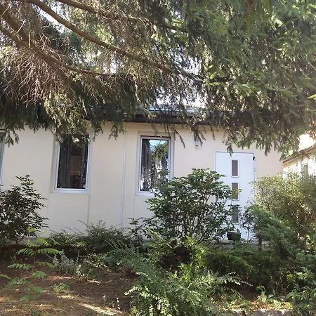 Komfortowy Domek Przy Parku Holiday home